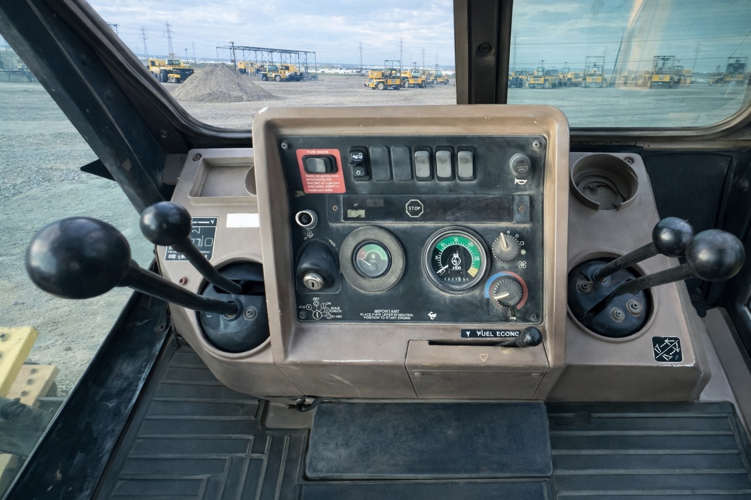 1998 DEERE 310E - view 10 of 14