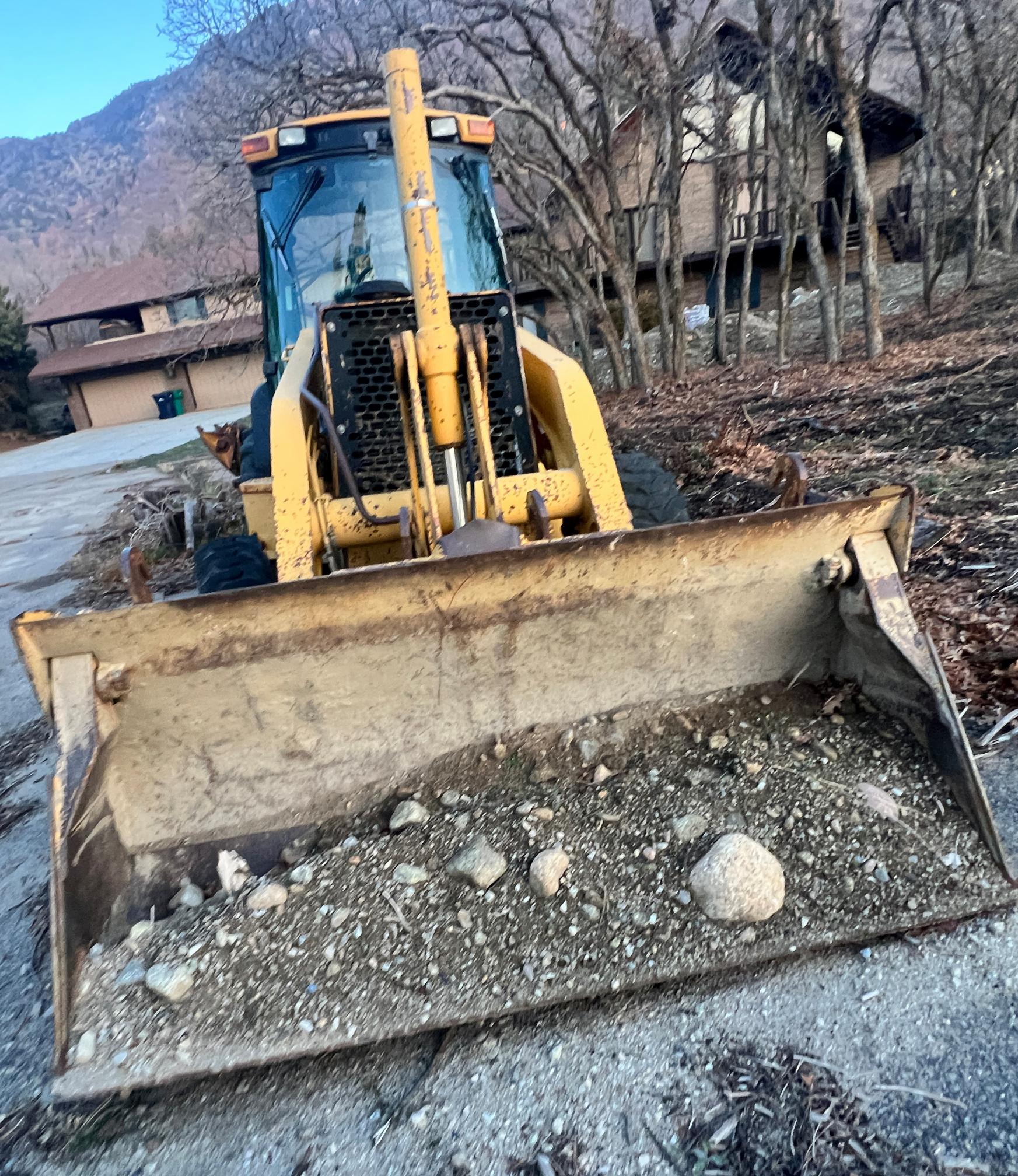 1998 DEERE 310E - Image 2