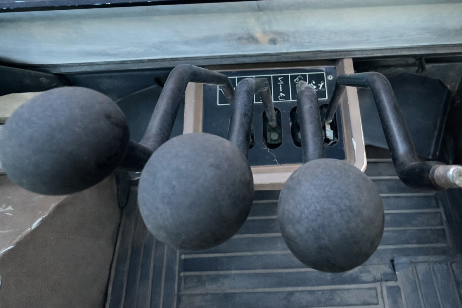 1998 DEERE 310E - view 9 of 14