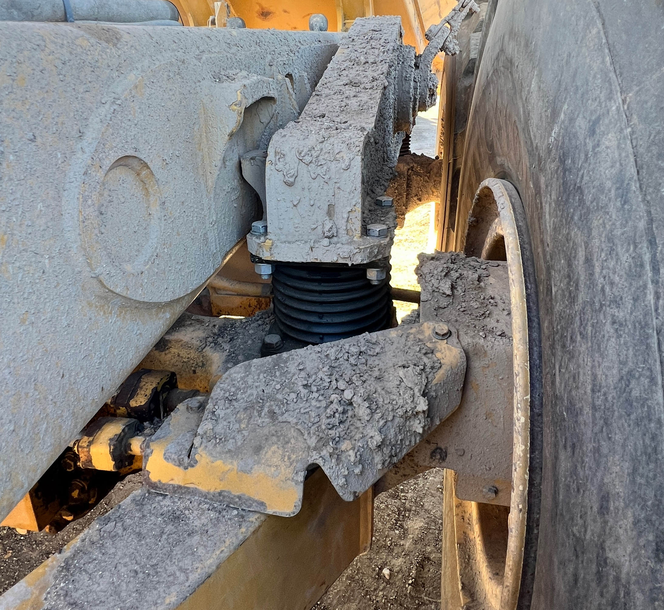 2015 CATERPILLAR 740B - Image 35