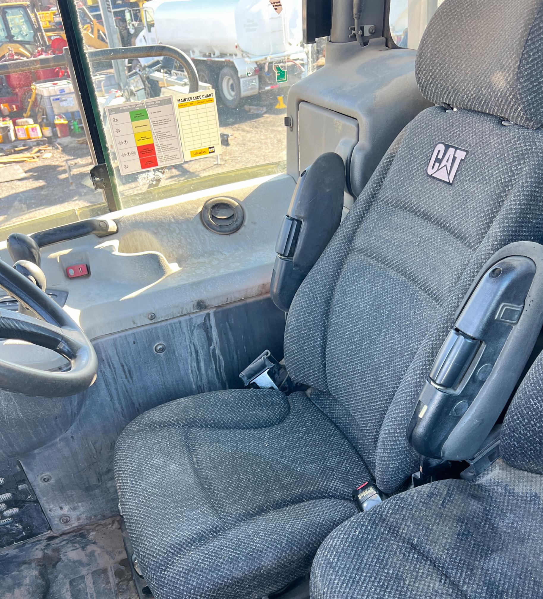 2015 CATERPILLAR 740B - Image 26