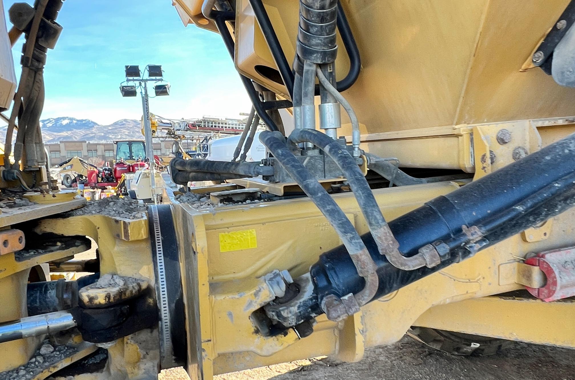 2015 CATERPILLAR 740B - Image 36