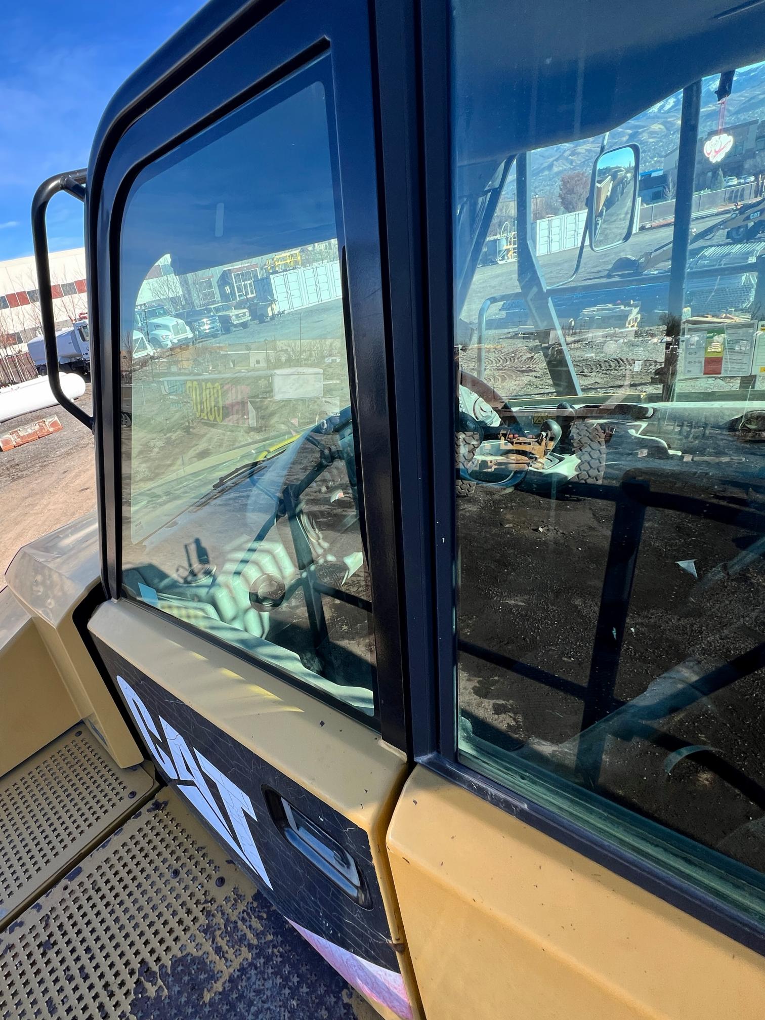 2015 CATERPILLAR 740B - Image 24