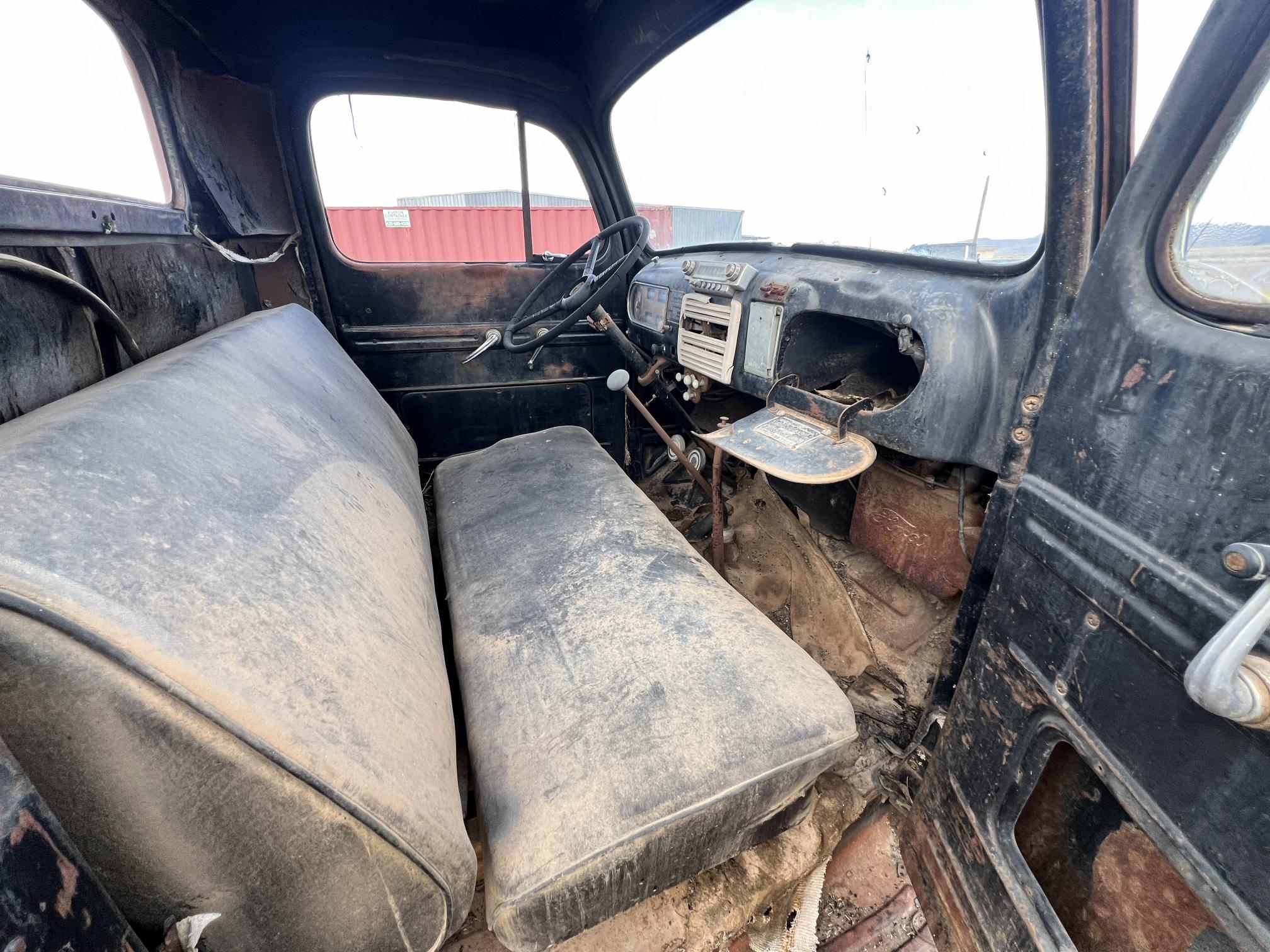 1948 FORD F6 - Image 11