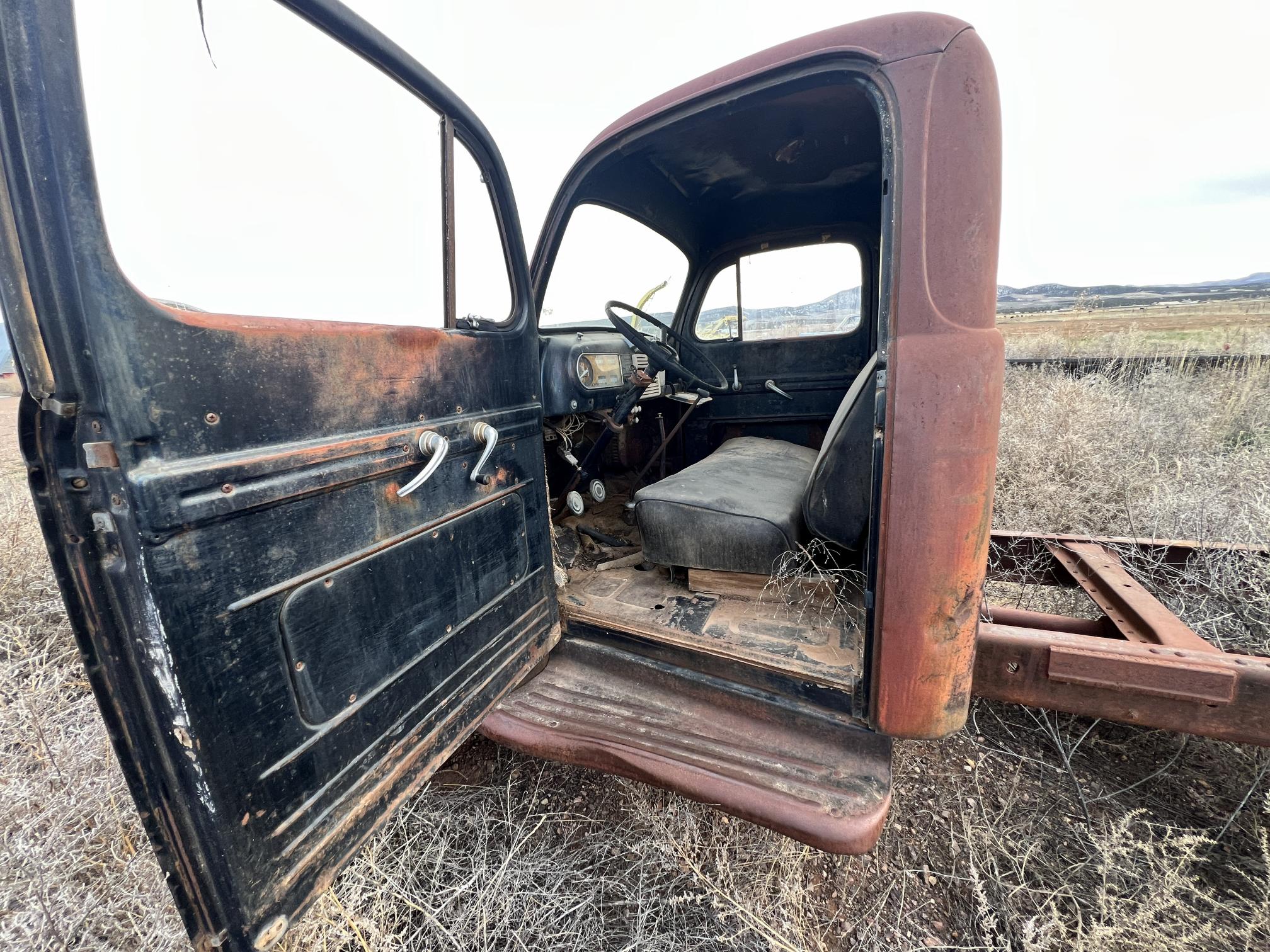 1948 FORD F6 - Image 15