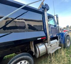 2012 FREIGHTLINER Coronado SD 122 - Image 8