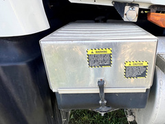 2005 MACK CV713 Granite Dump Truck - Image 38