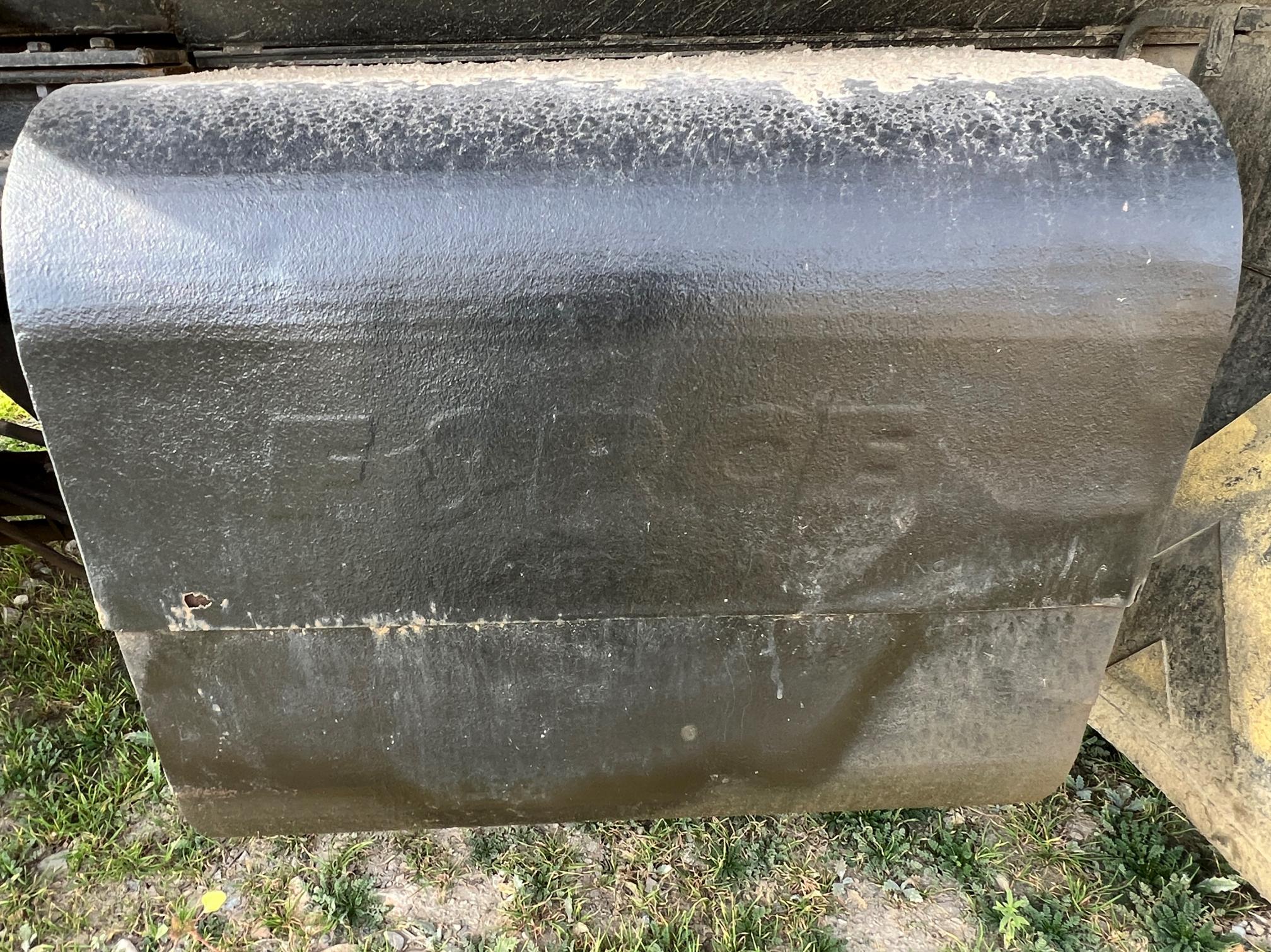 2005 MACK CV713 Granite Dump Truck - Image 40