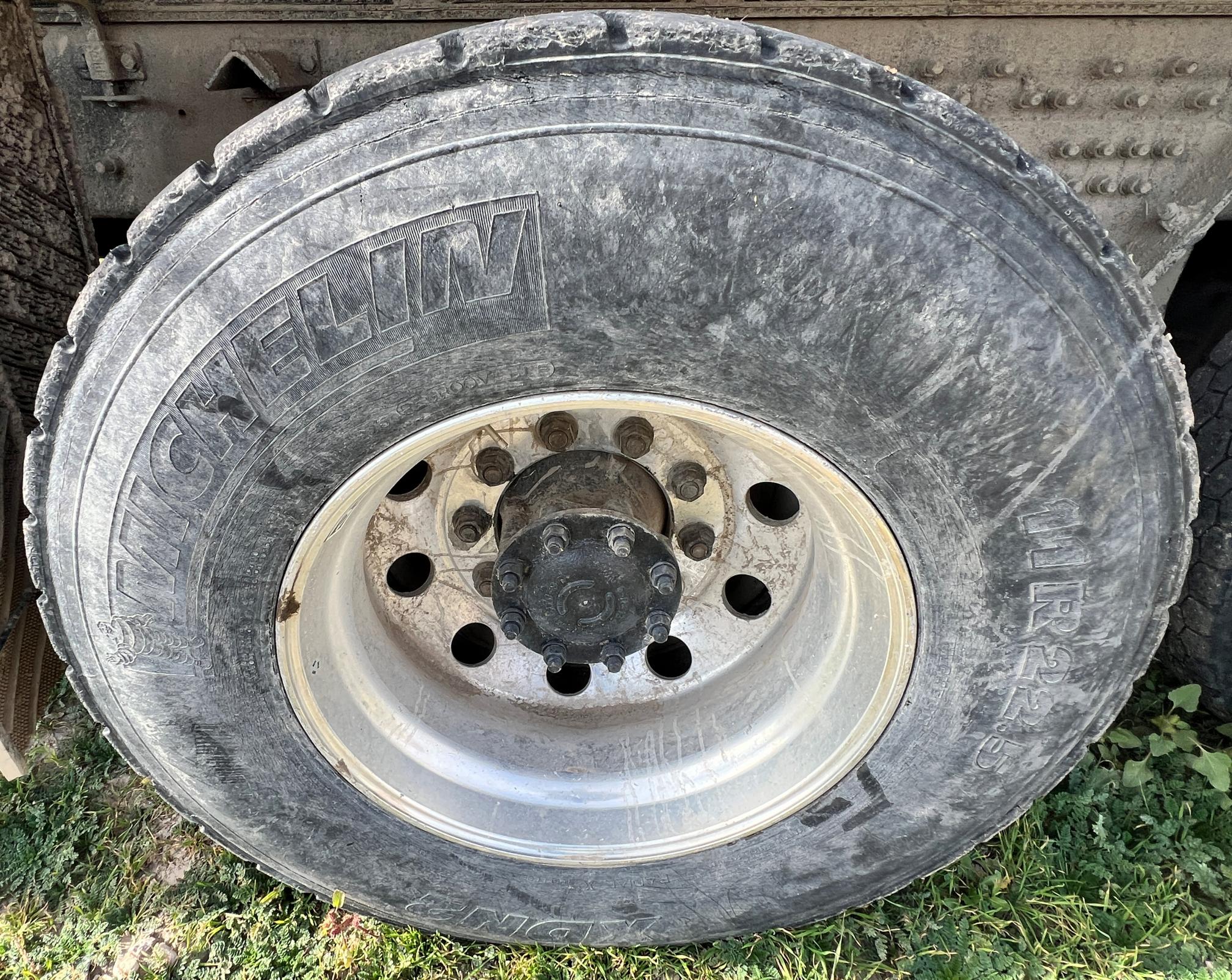 2005 MACK CV713 Granite Dump Truck - Image 67