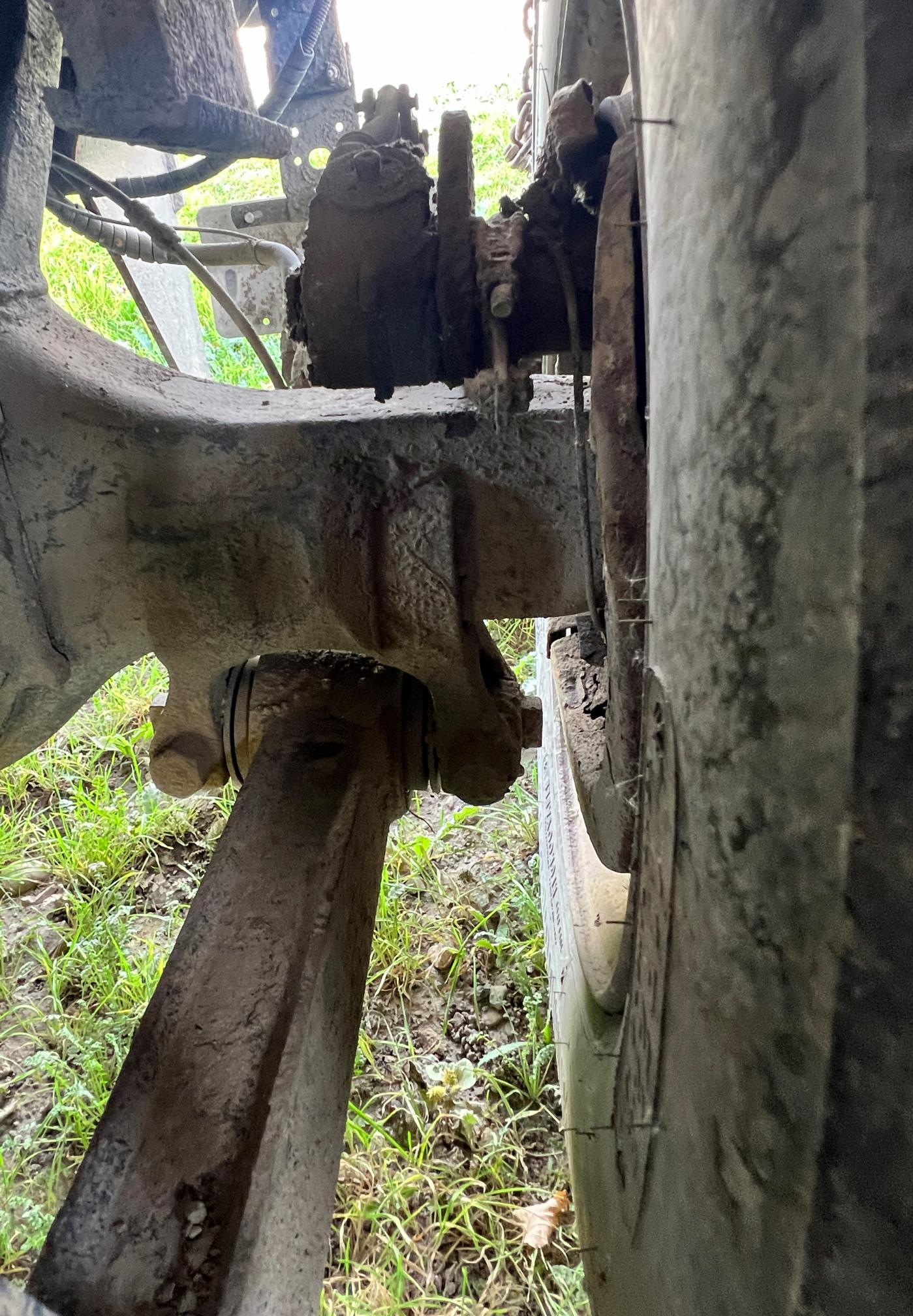 2005 MACK CV713 Granite Dump Truck - Image 73