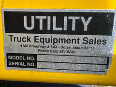 2005 MACK CV713 Granite Dump Truck - Image 43