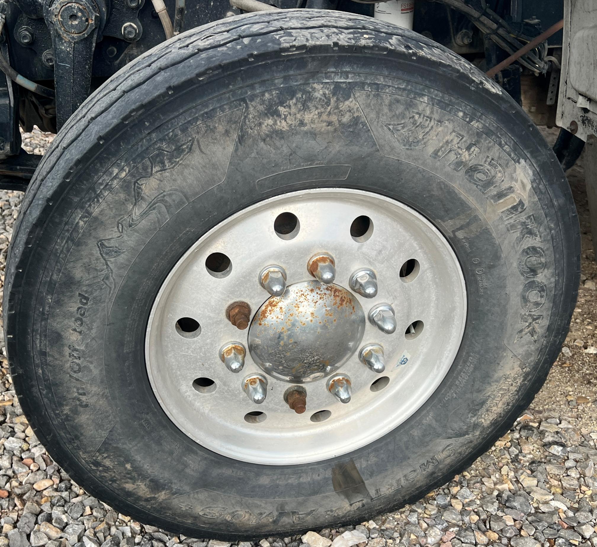 2016 PETERBILT 348 - Image 70