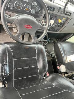 2017 PETERBILT 348 - Image 19