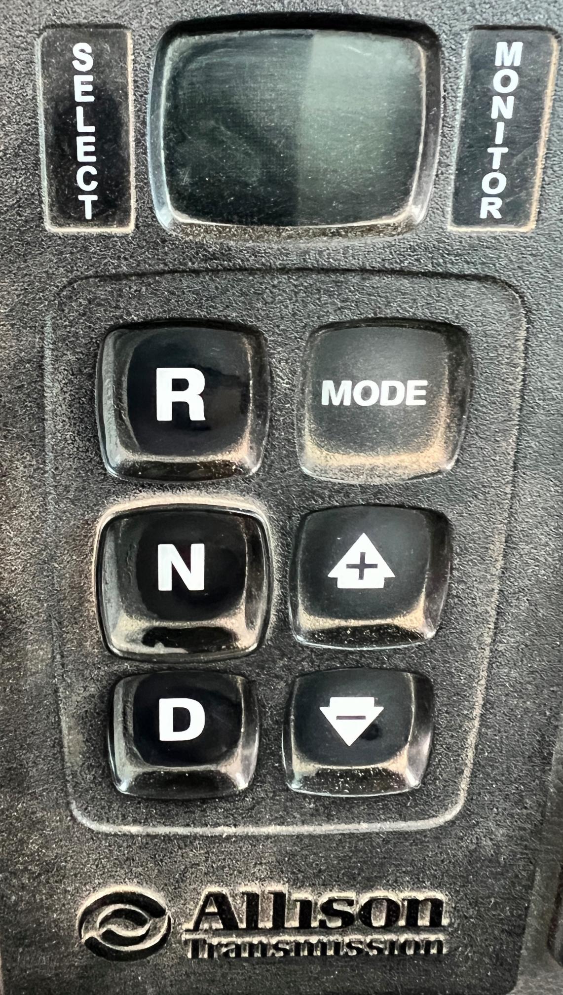 2016 PETERBILT 348 - Image 27