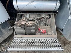 2017 PETERBILT 348 - Image 47