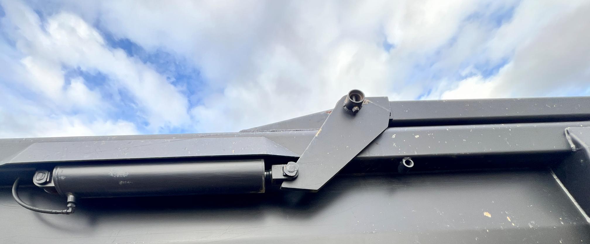 2016 PETERBILT 348 - Image 59