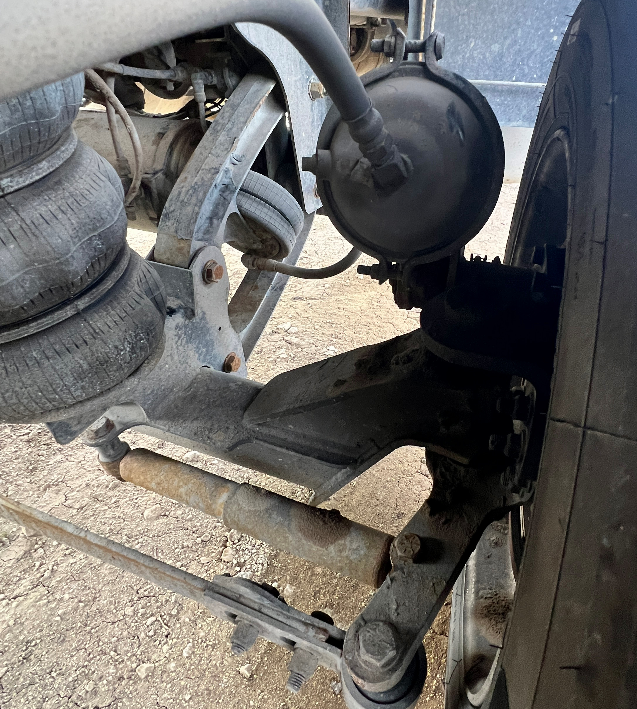 2016 PETERBILT 348 - Image 99