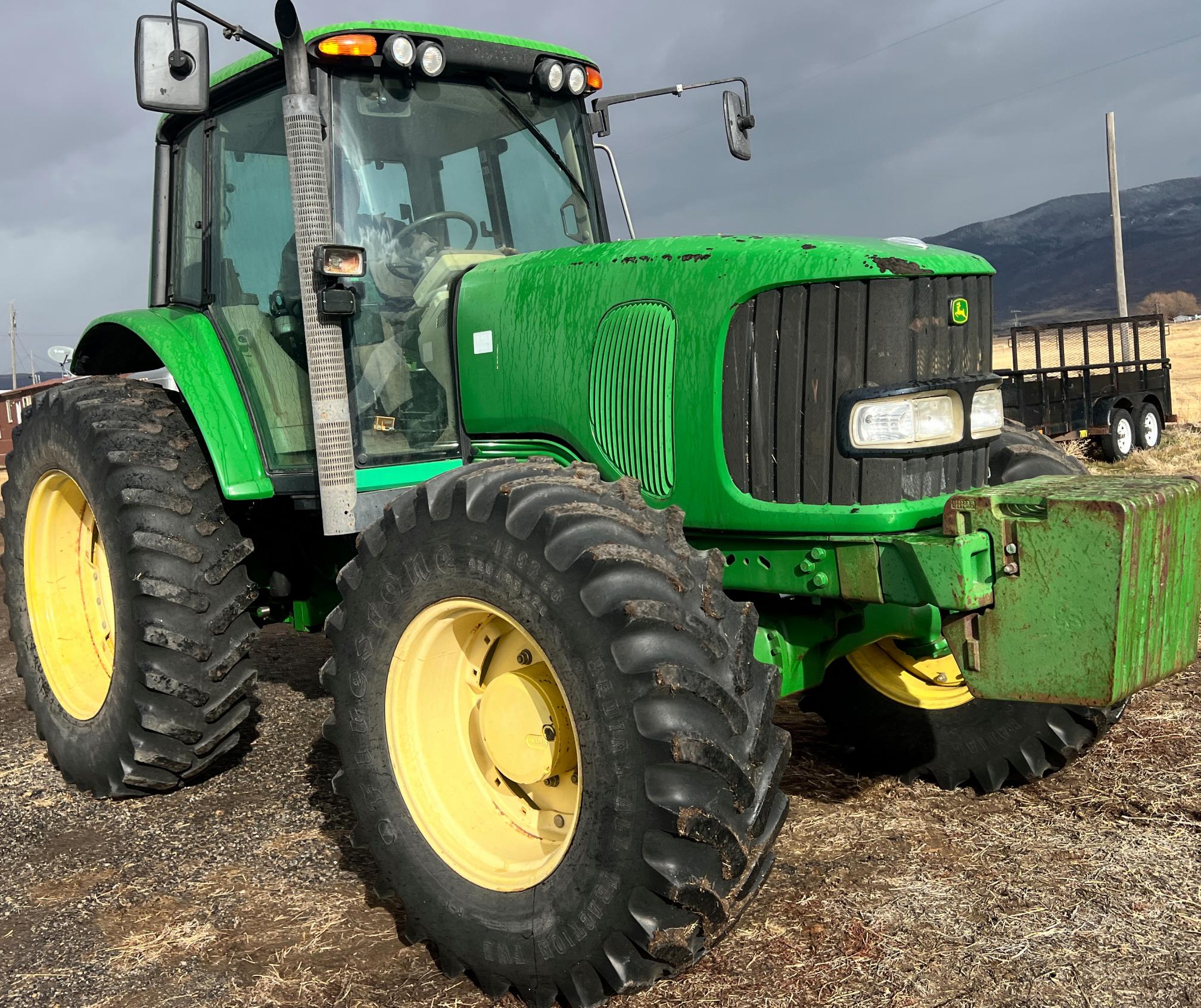 2006 JOHN DEERE 7520