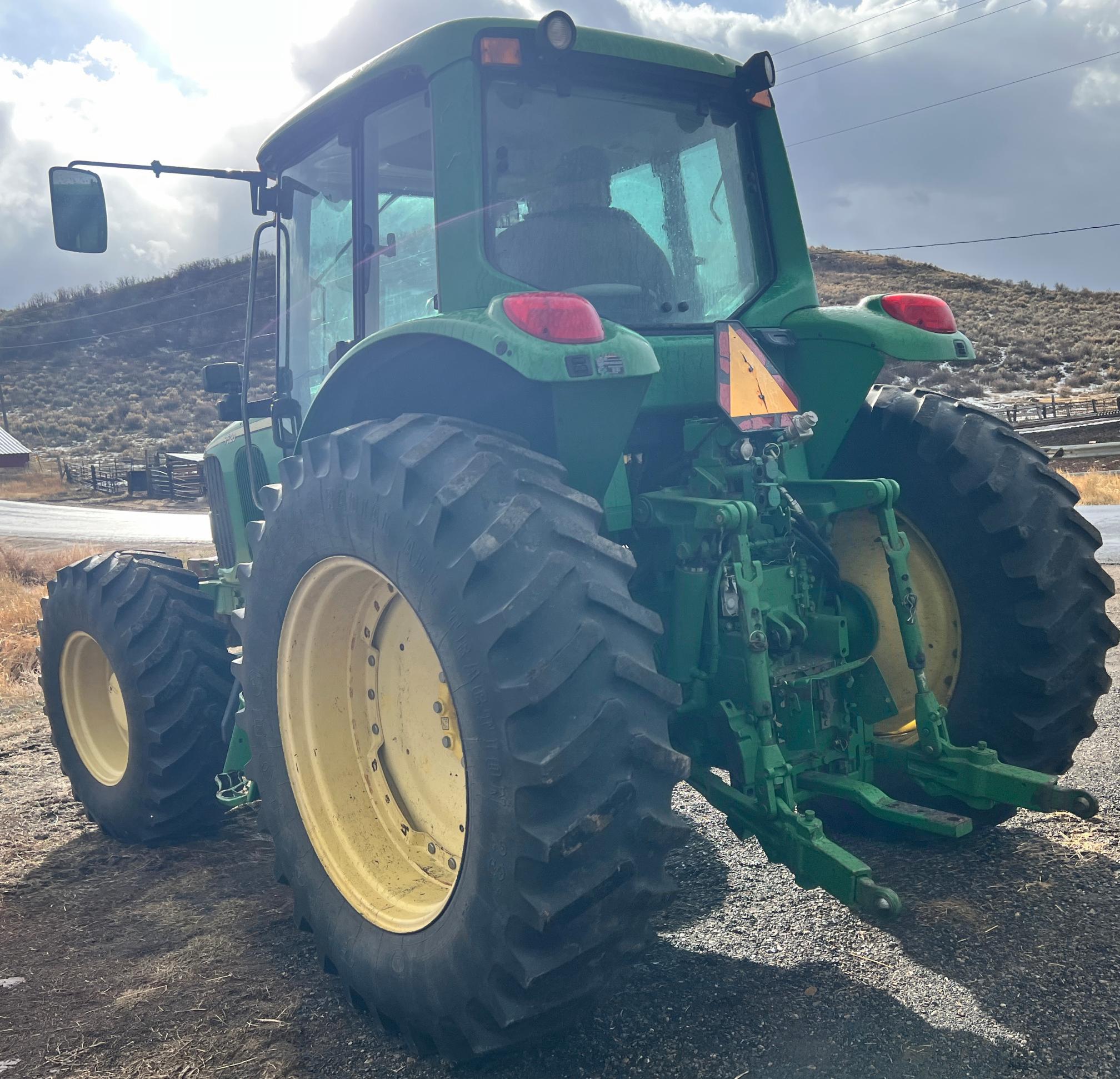 2006 JOHN DEERE 7520 - Image 9