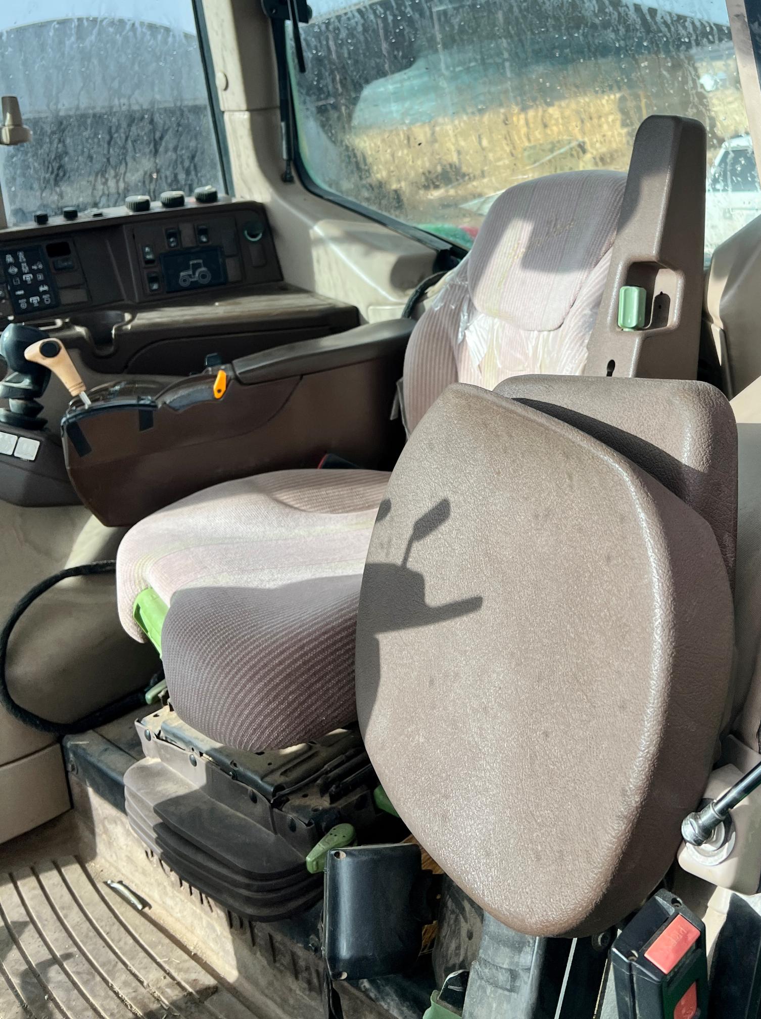 2006 JOHN DEERE 7520 - view 14 of 46