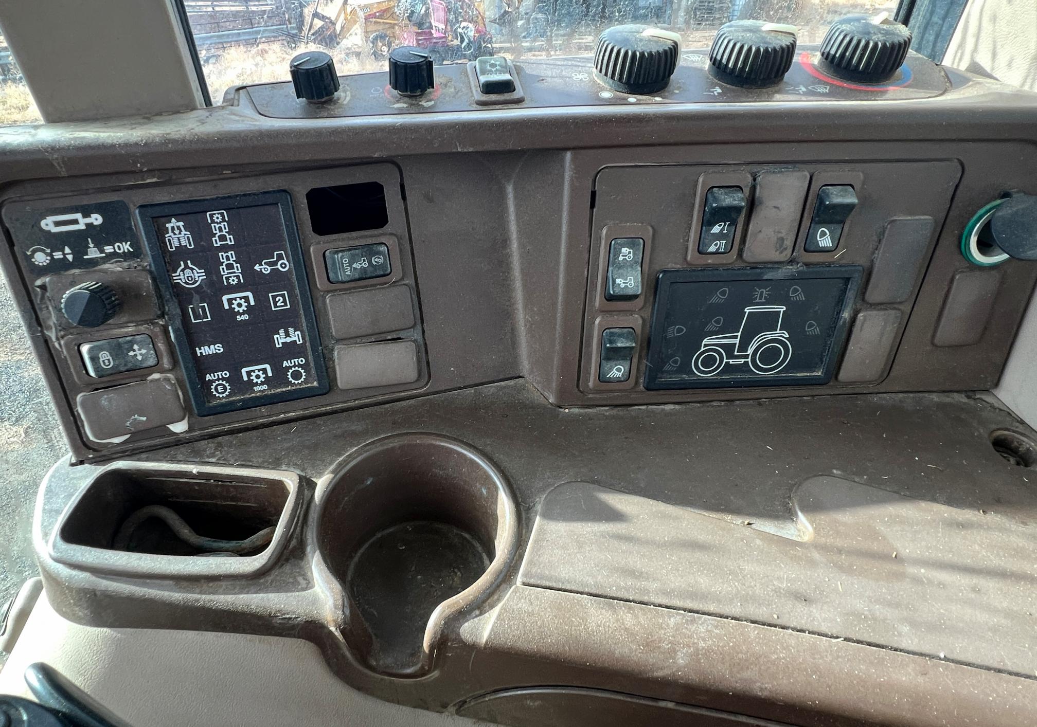 2006 JOHN DEERE 7520 - view 18 of 46