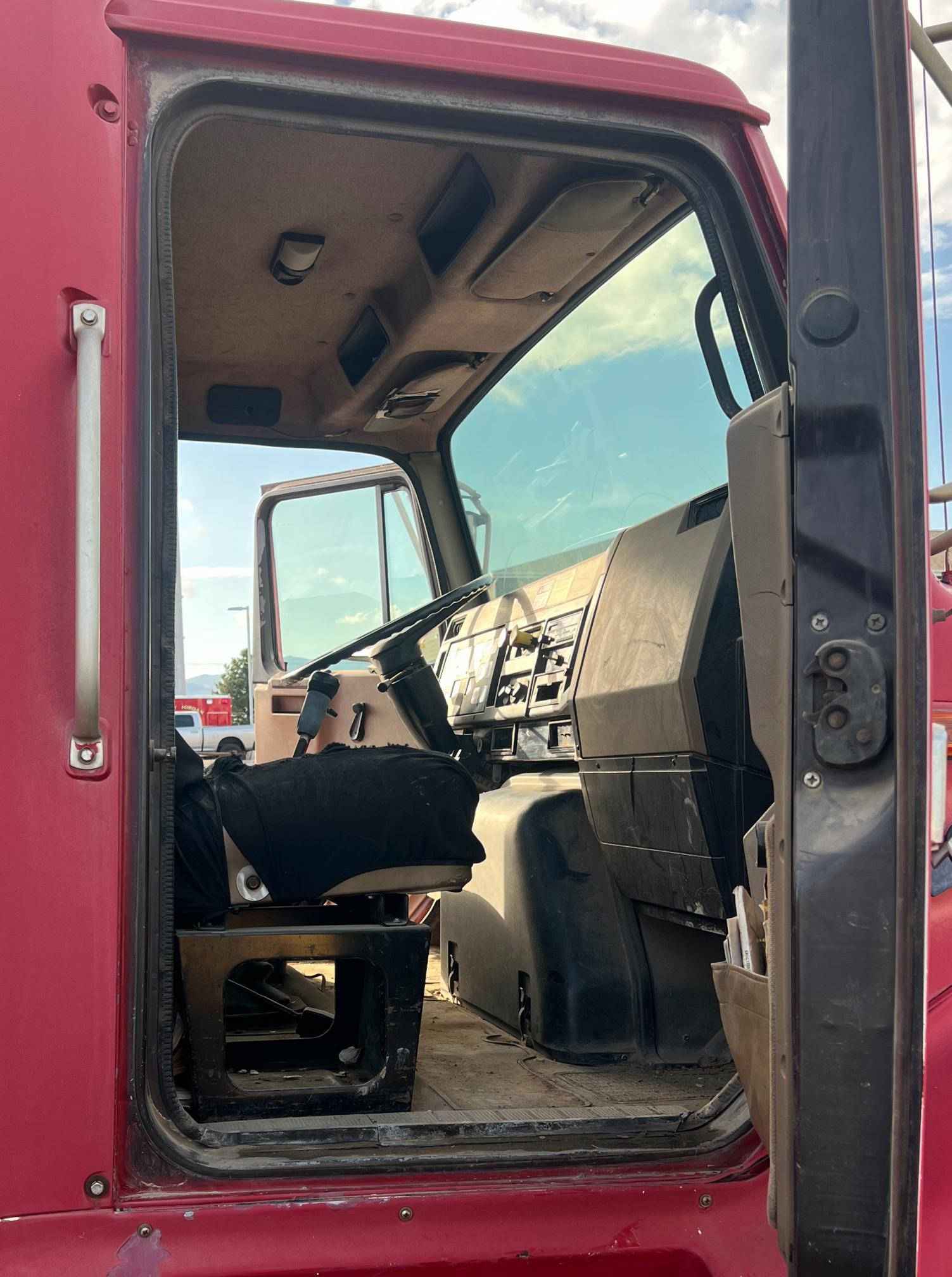 1990 INTERNATIONAL 8300 Eagle - Image 39