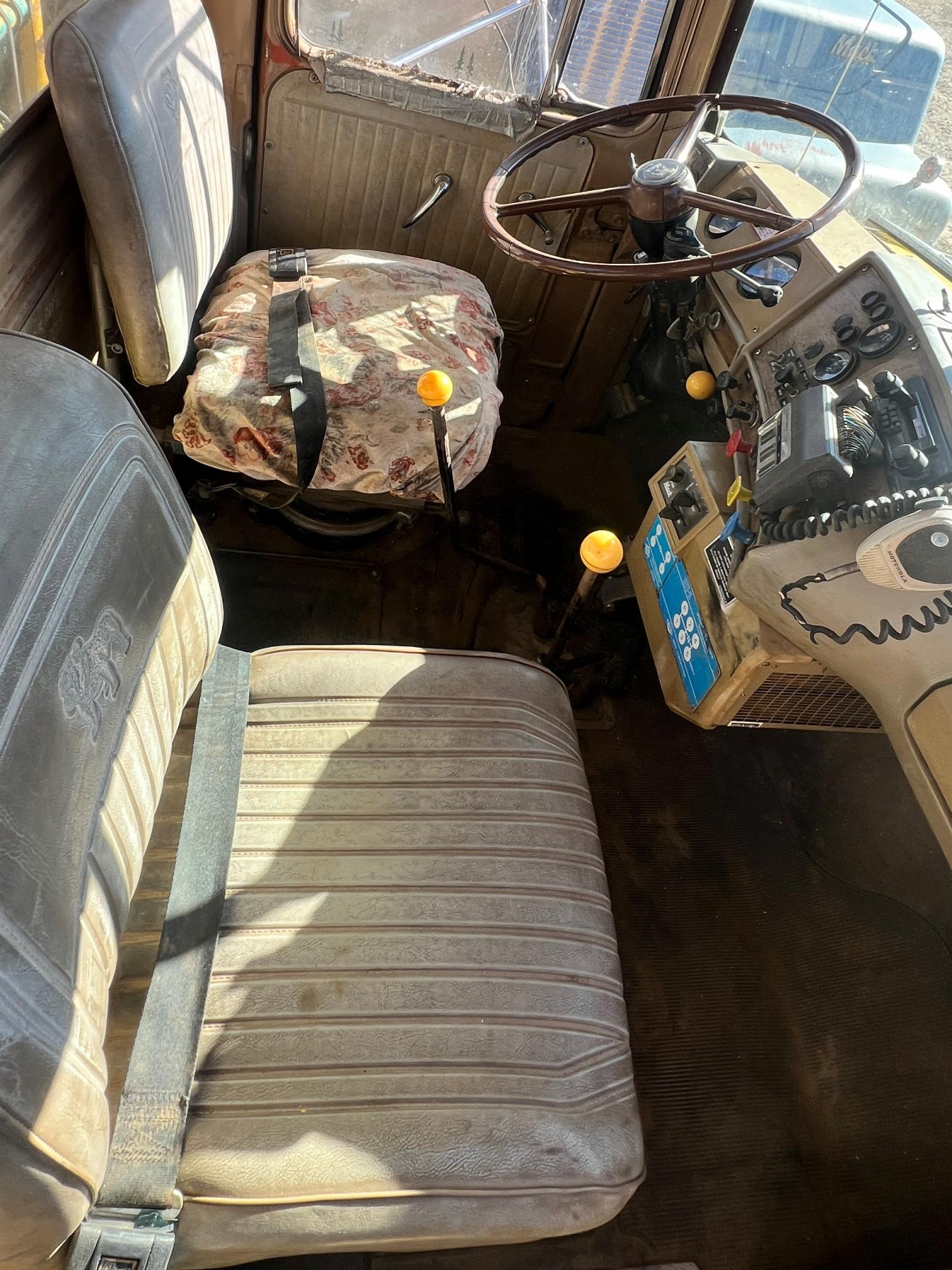 1977 MACK RS767LST - Image 30