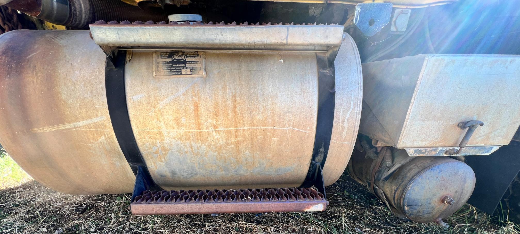 1977 MACK RS767LST - Image 68