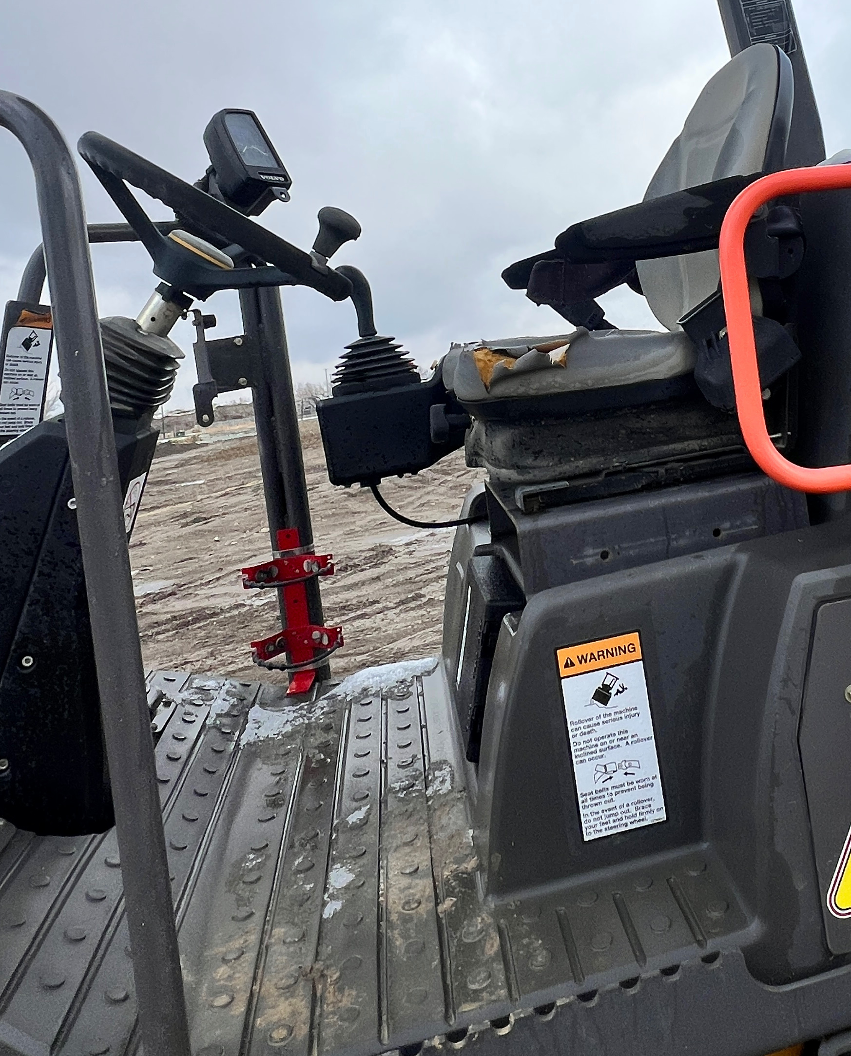 2017 VOLVO SD45d - view 9 of 28