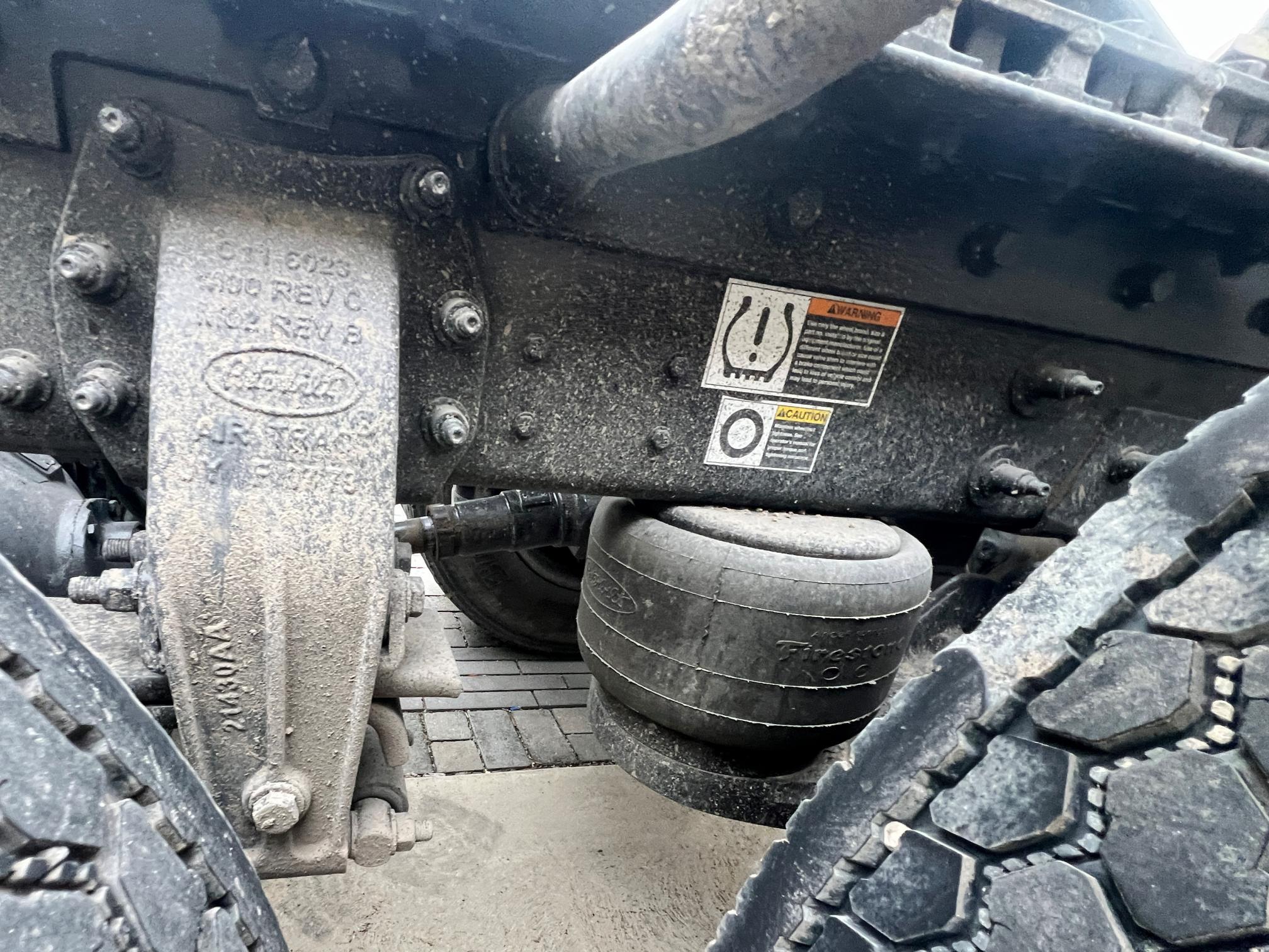 2023 PETERBILT 389 - Image 48