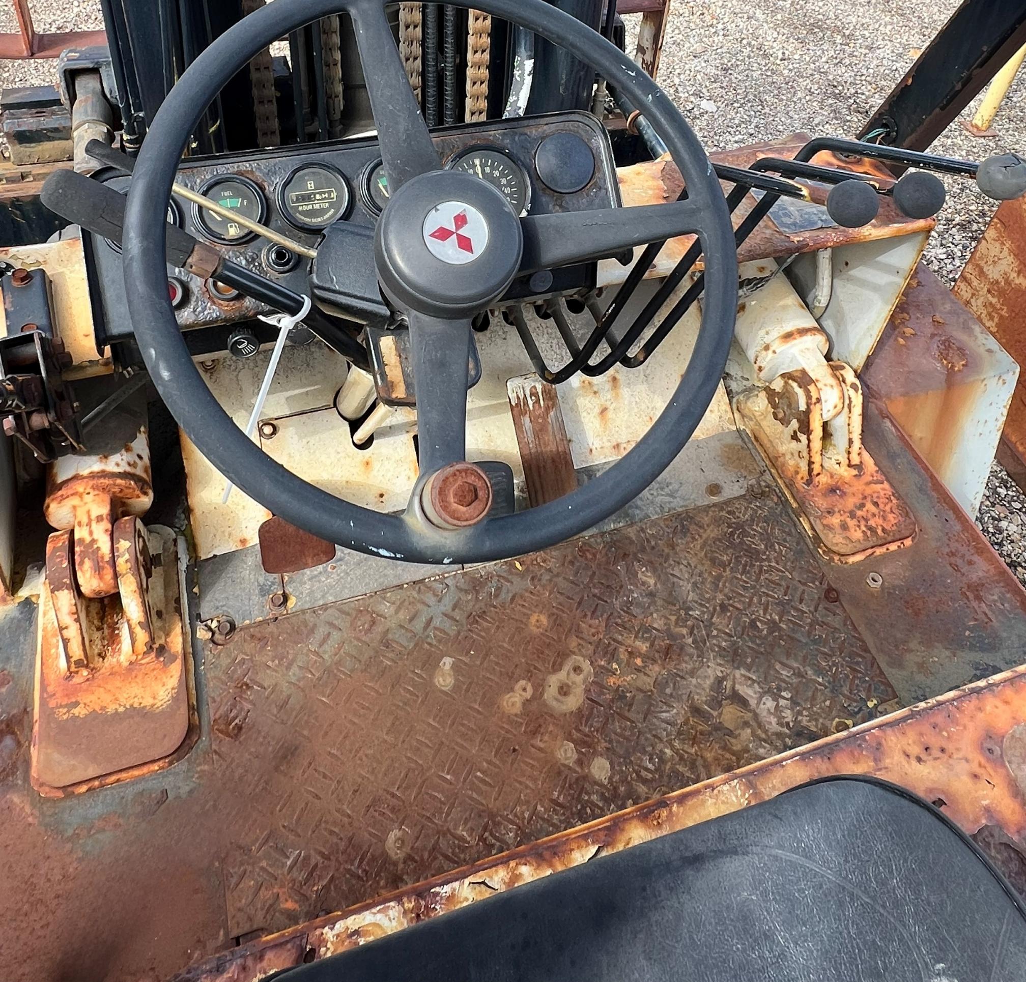 1986 MITSUBISHI FD50 D - Image 10