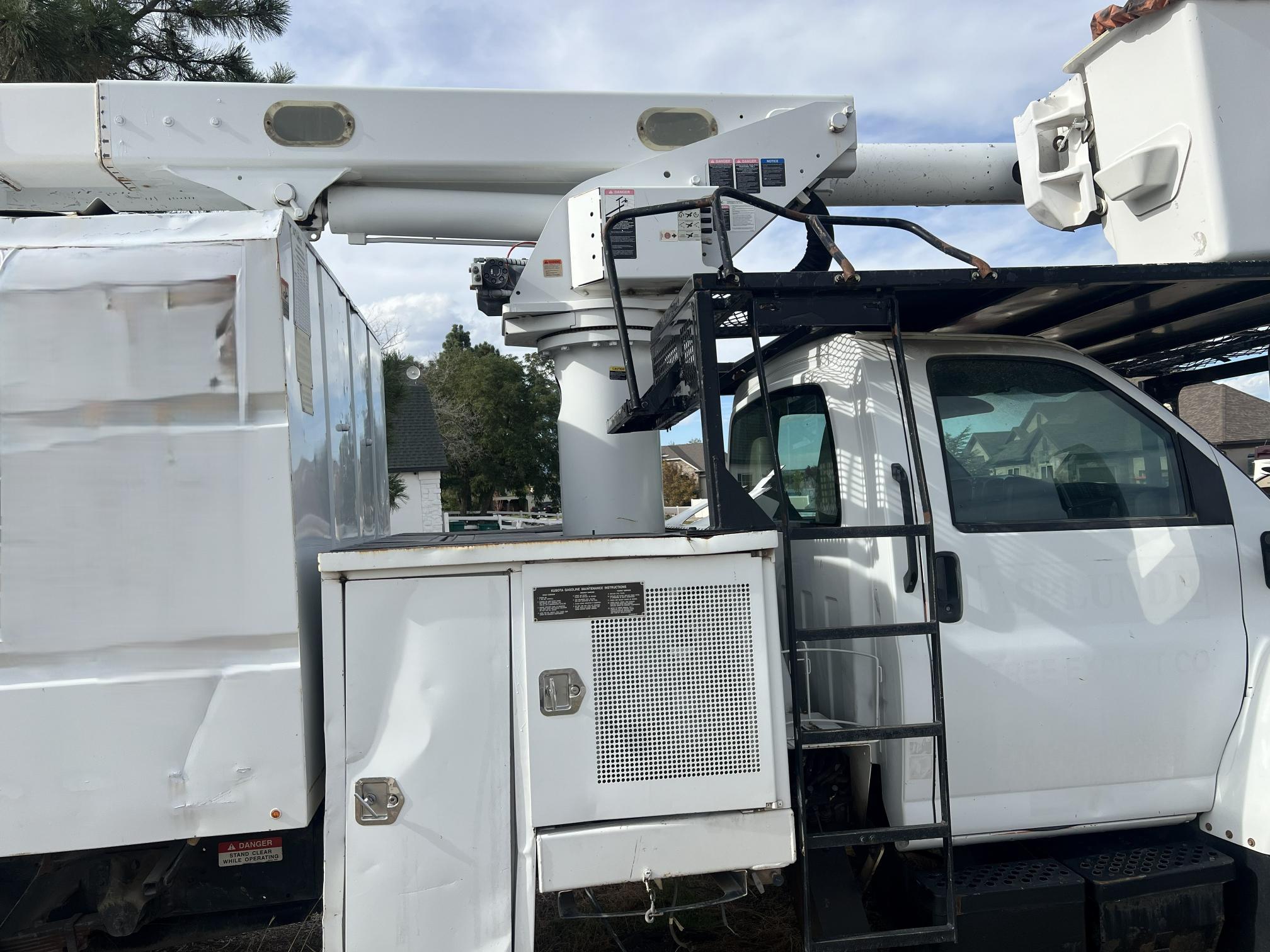 2008 GMC Top Kick C7500 - Image 34