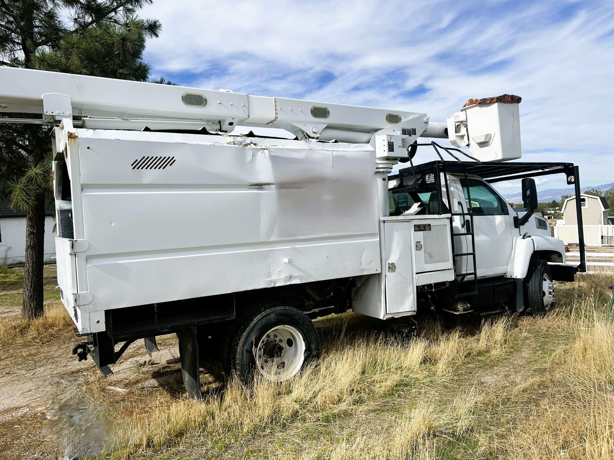 2008 GMC Top Kick C7500 - Image 13