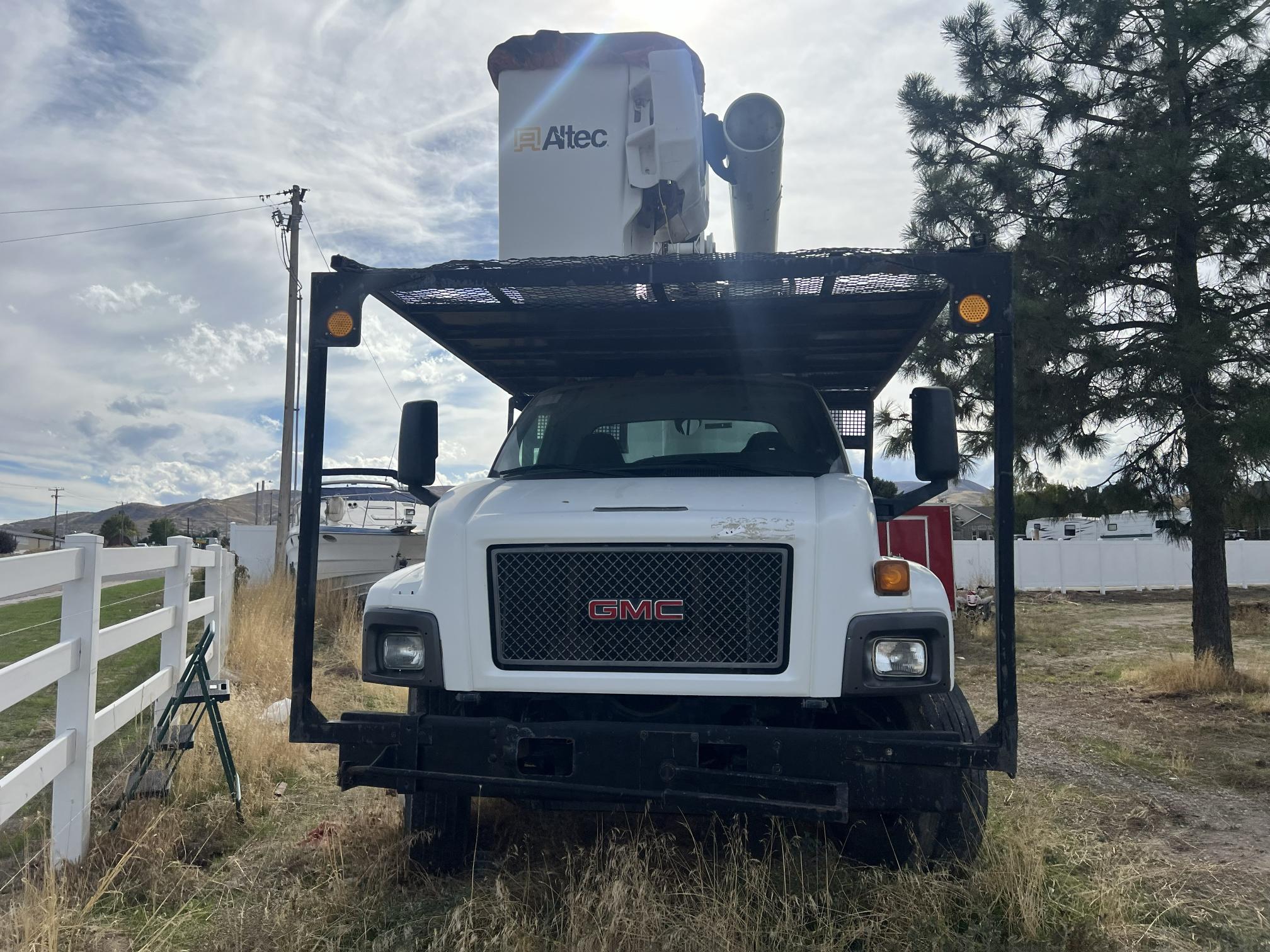 2008 GMC Top Kick C7500 - Image 16