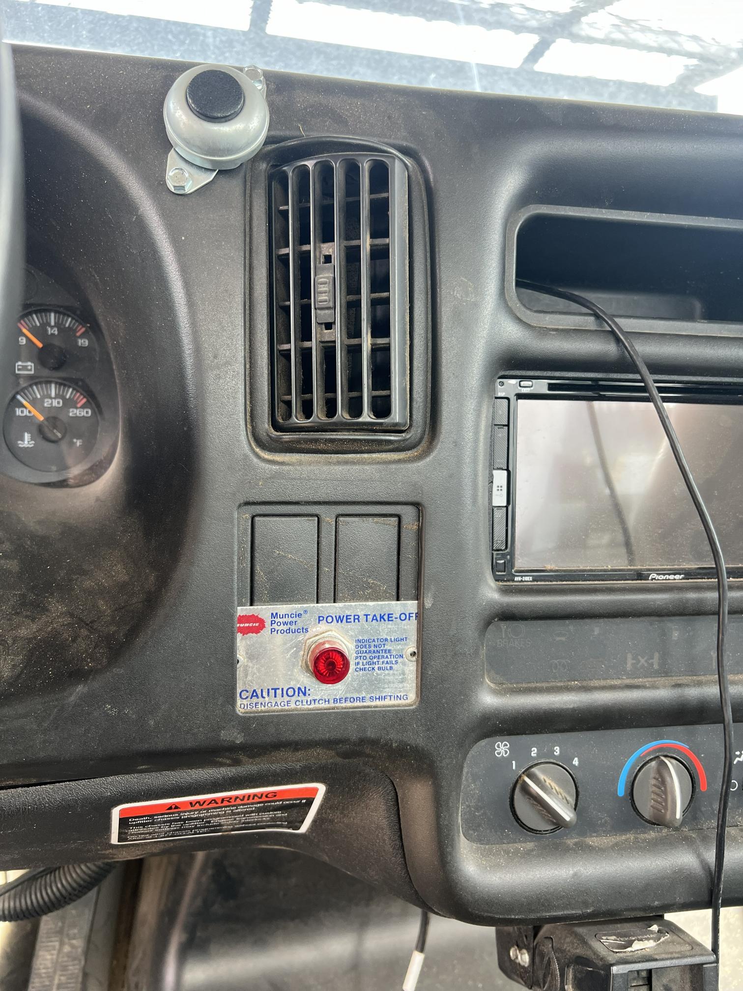 2008 GMC Top Kick C7500 - Image 59