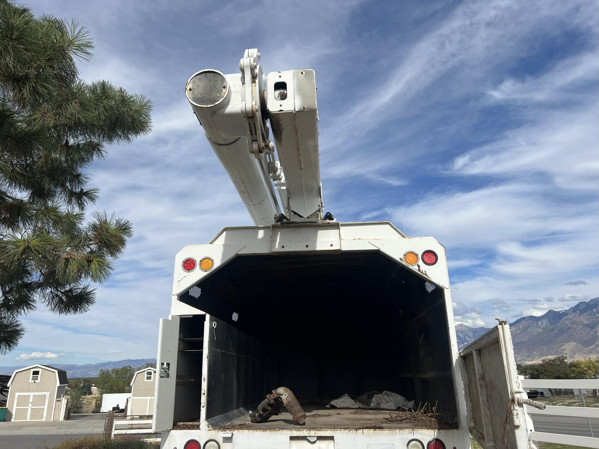 2008 GMC Top Kick C7500 - view 7 of 89