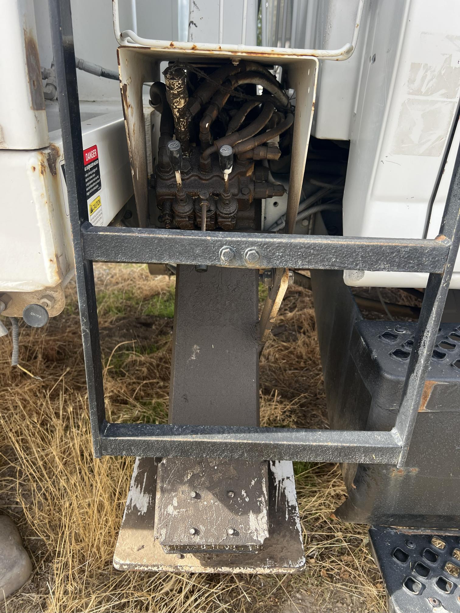 2008 GMC Top Kick C7500 - Image 42