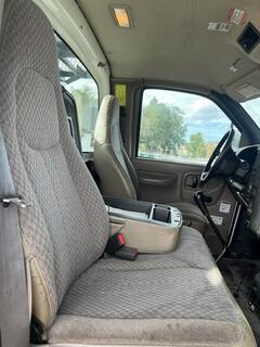 2008 GMC Top Kick C7500 - Image 51