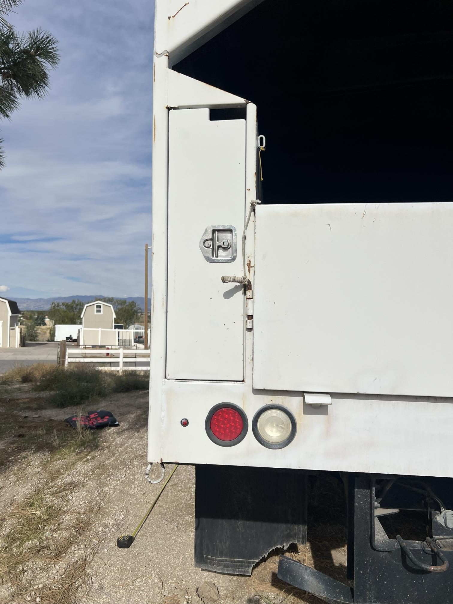 2008 GMC Top Kick C7500 - Image 11