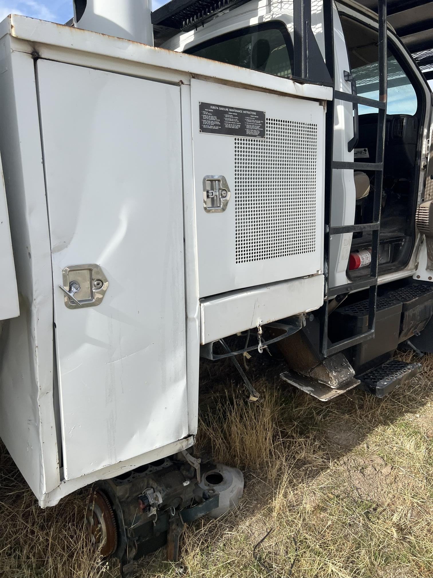 2008 GMC Top Kick C7500 - Image 35