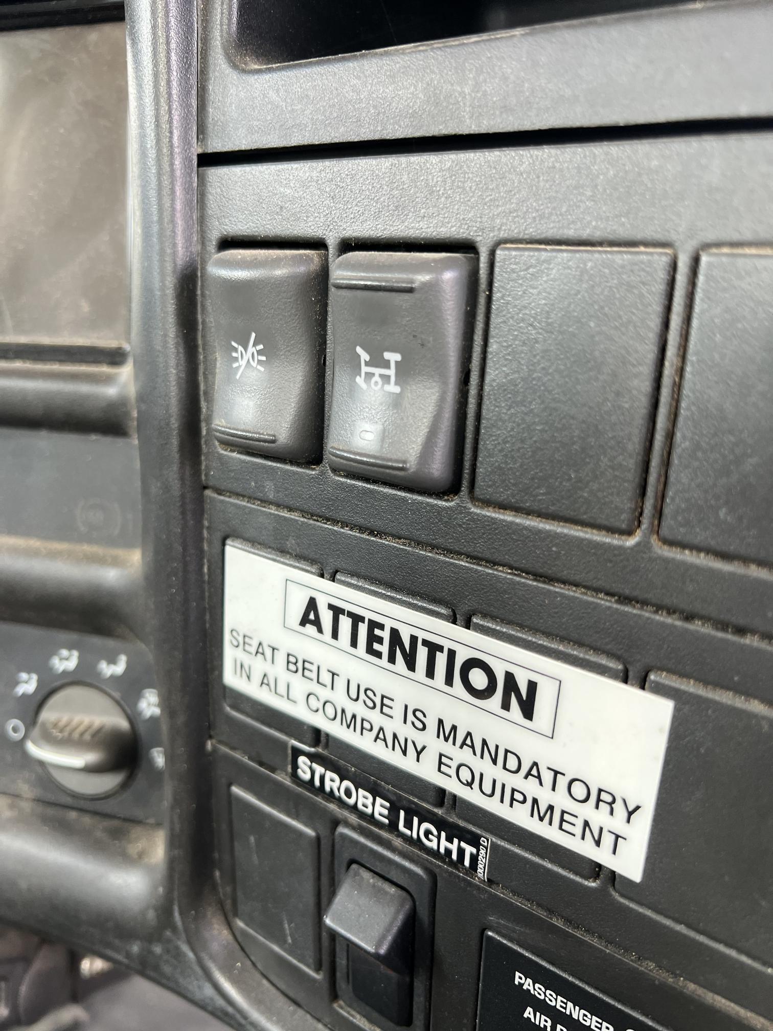 2008 GMC Top Kick C7500 - Image 62