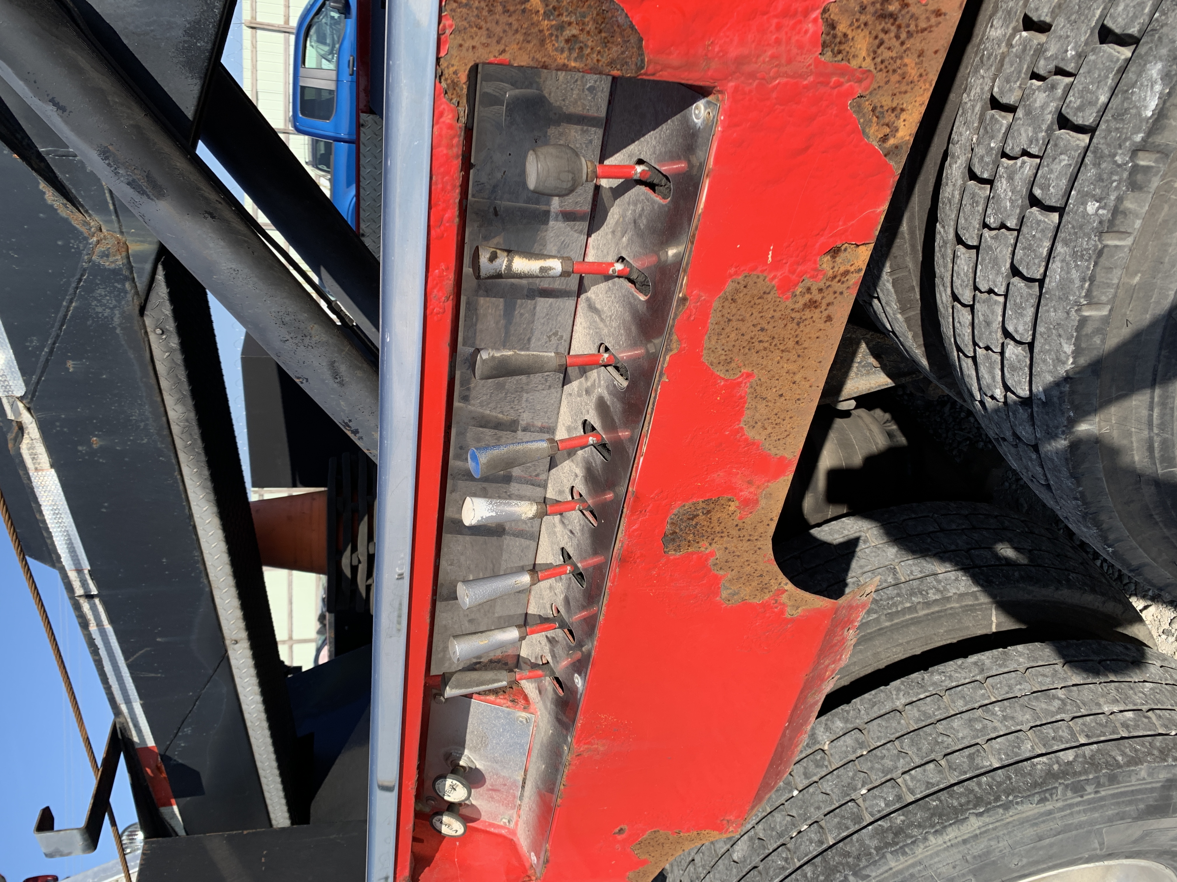 1995 INTERNATIONAL 9400 - Image 7