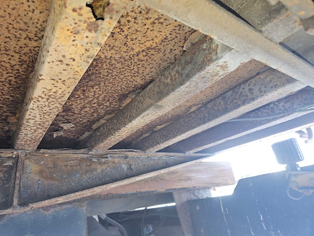 2010 KENWORTH T370 - Image 19