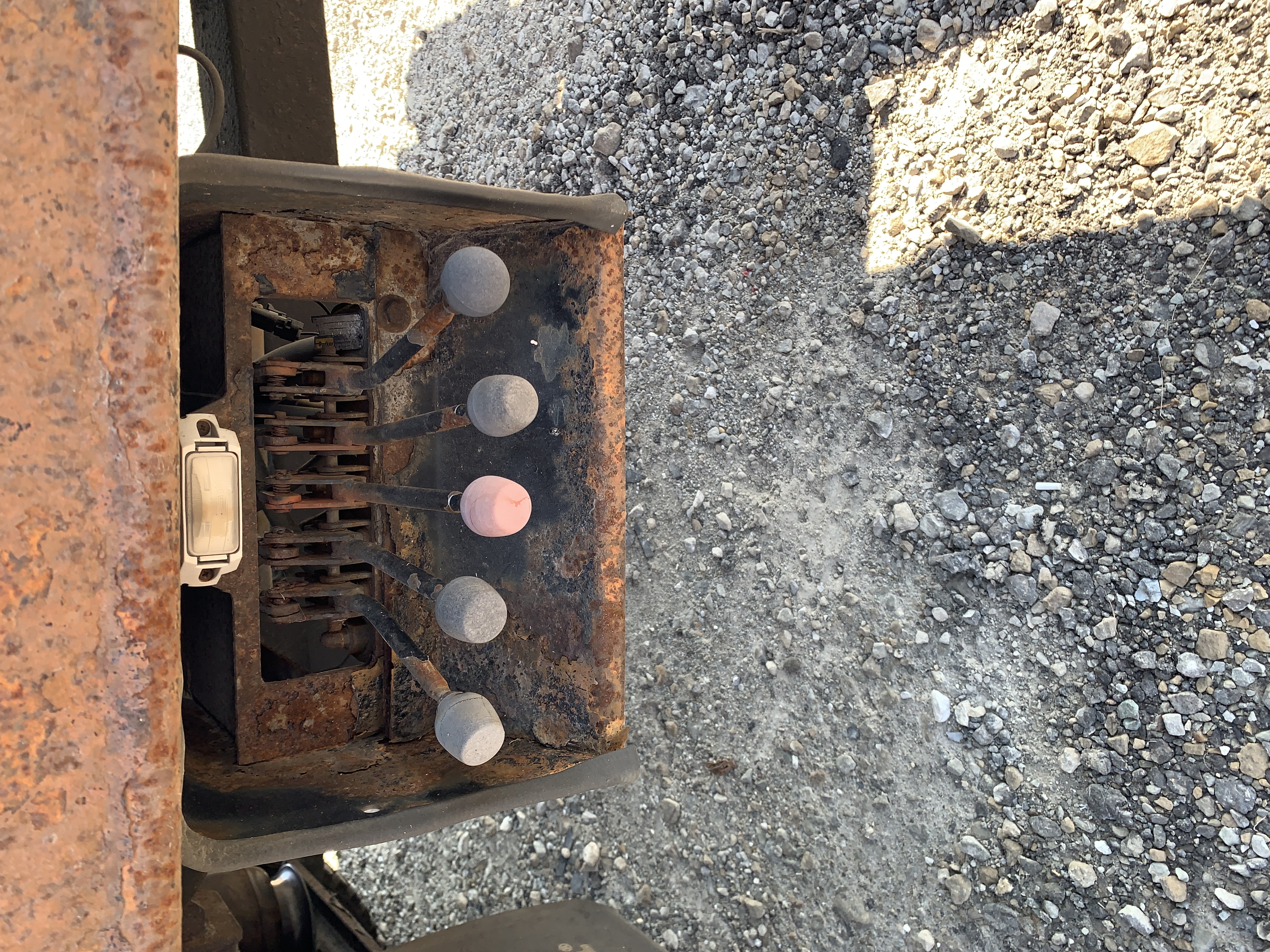 2010 KENWORTH T370 - Image 11