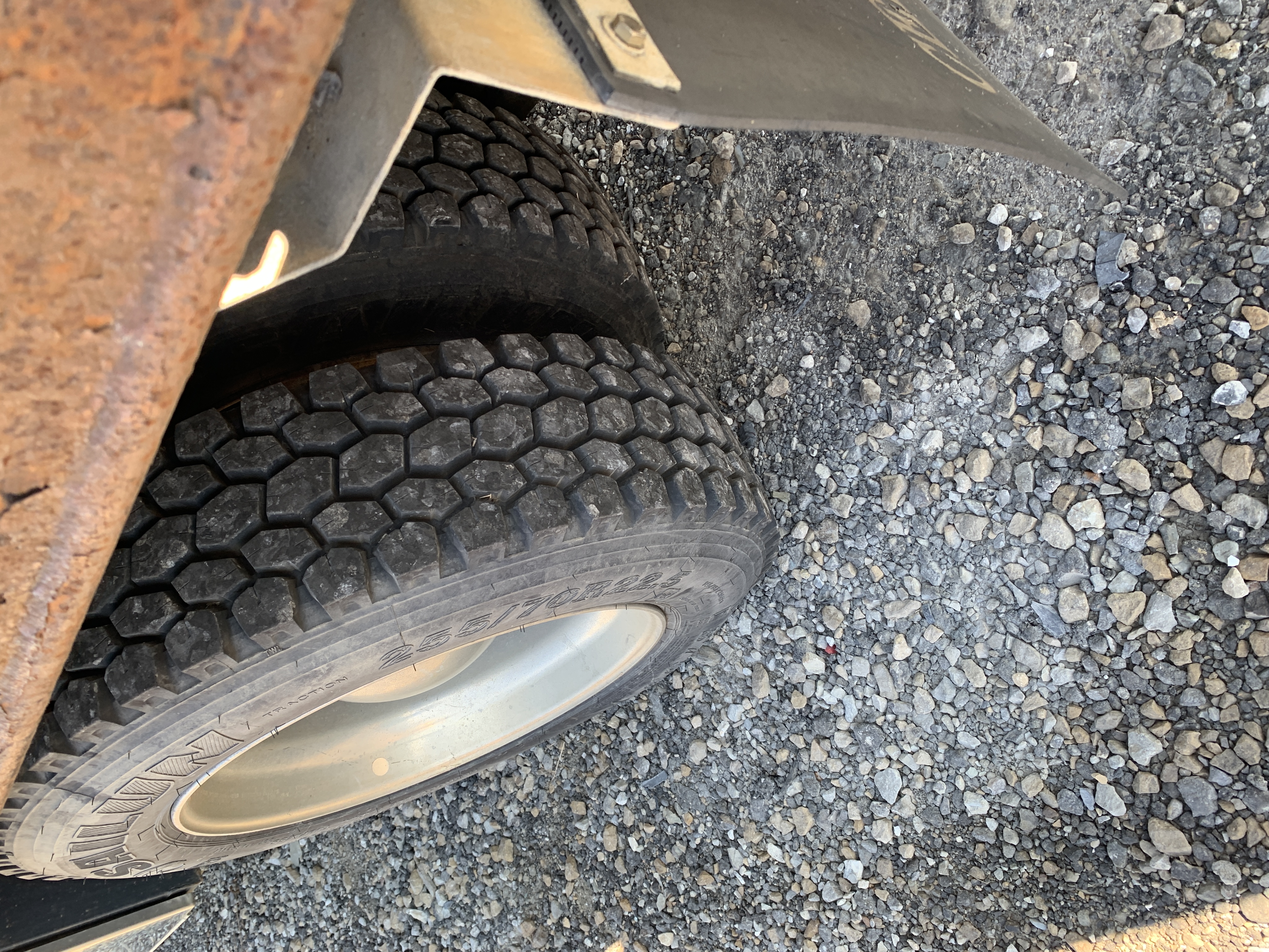 2010 KENWORTH T370 - Image 6