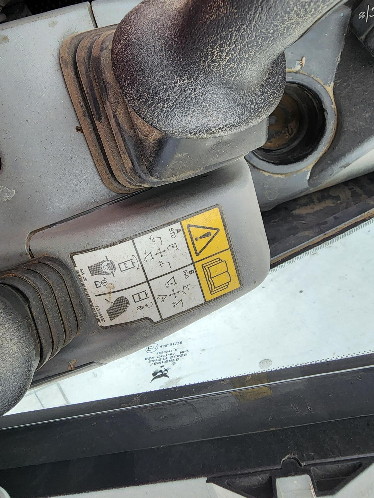 2022 BOBCAT E50 R2 - view 16 of 31