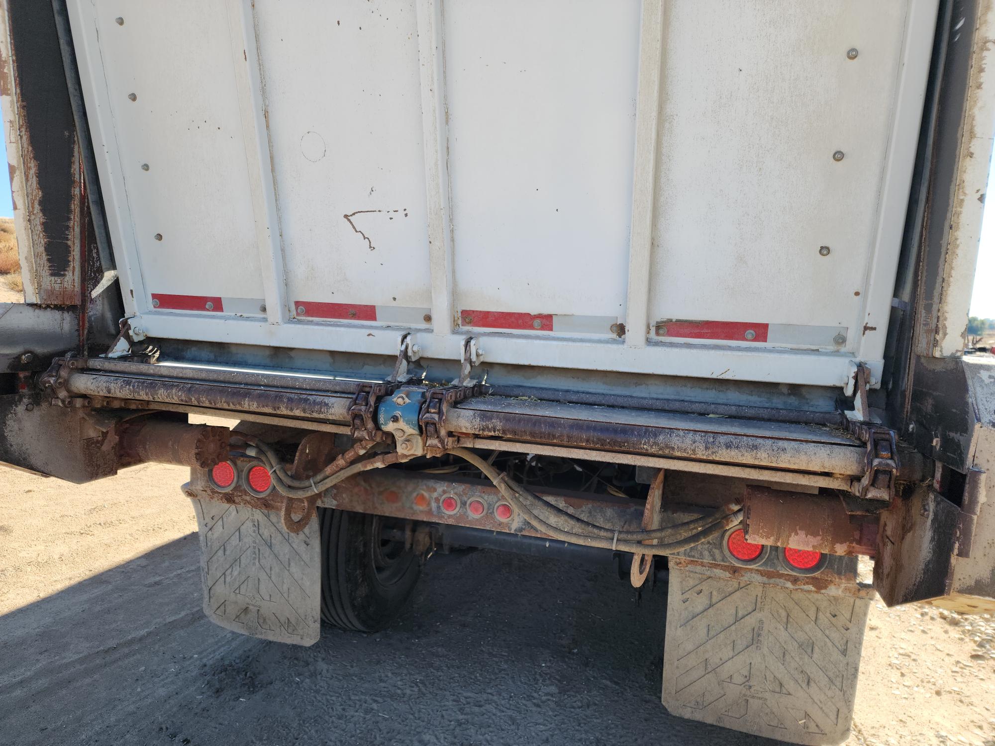 2021 BURLEY IRON WORKS 36' x 96"  Live Bottom Trailer - view 16 of 19