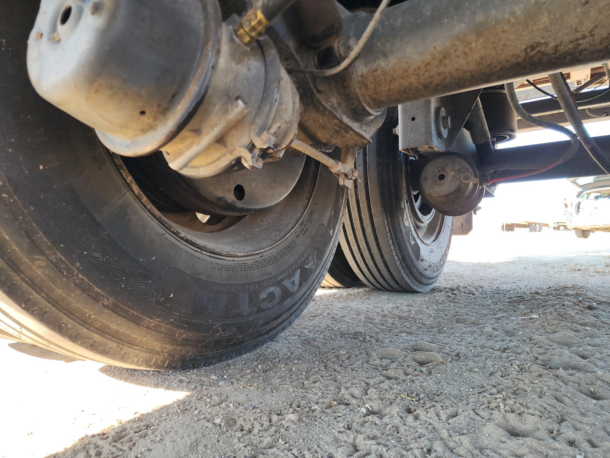 2021 BURLEY IRON WORKS 36' x 96"  Live Bottom Trailer - view 19 of 19