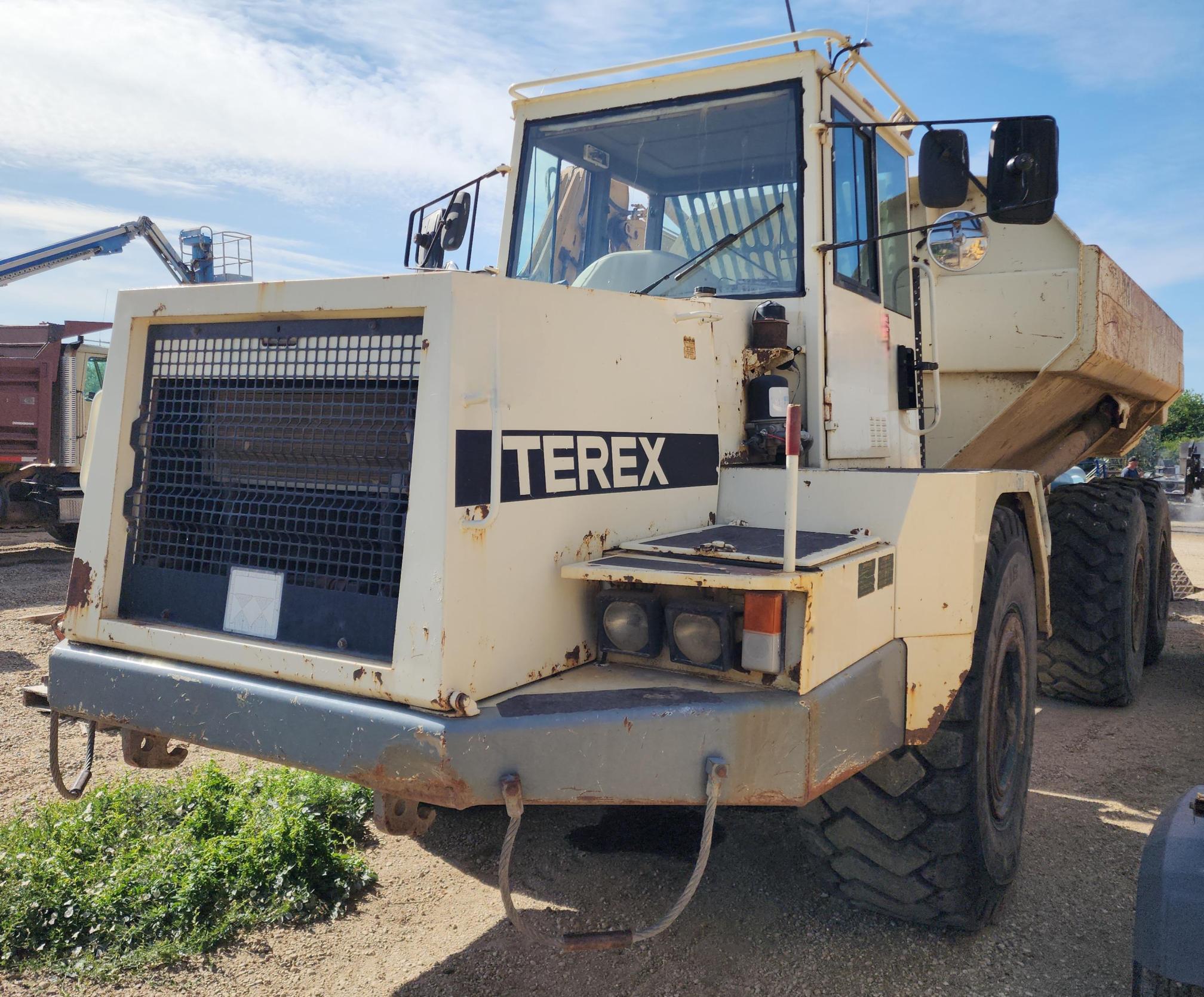 1999 TEREX TA30 Haul Truck - view 3 of 21