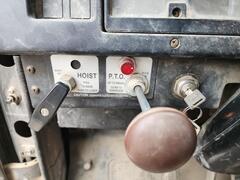 1993 INTERNATIONAL 4700  4x2 - Image 13